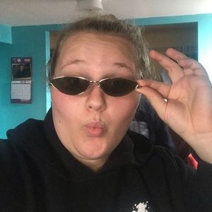 Meet your Posher, Sammi